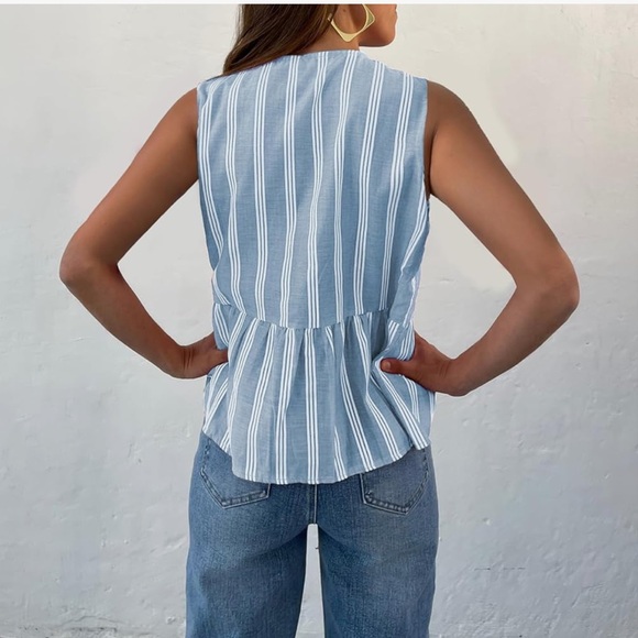 bow tie front tank top - Picture 2 of 3